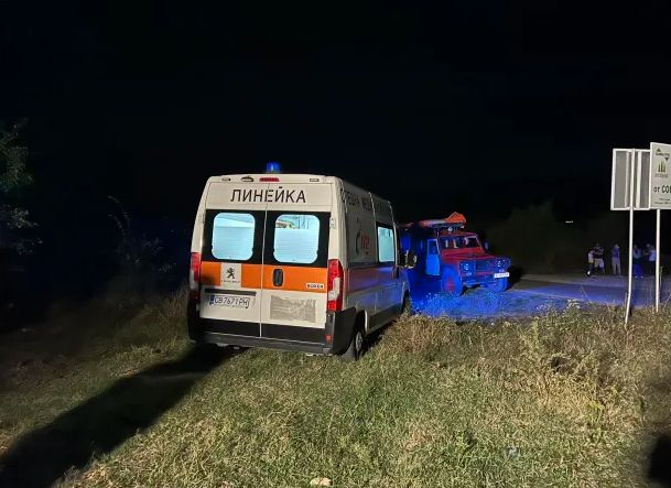Първи СНИМКИ от самолетната катастрофа край Гърмен: Драма с трупа на загиналия пилот