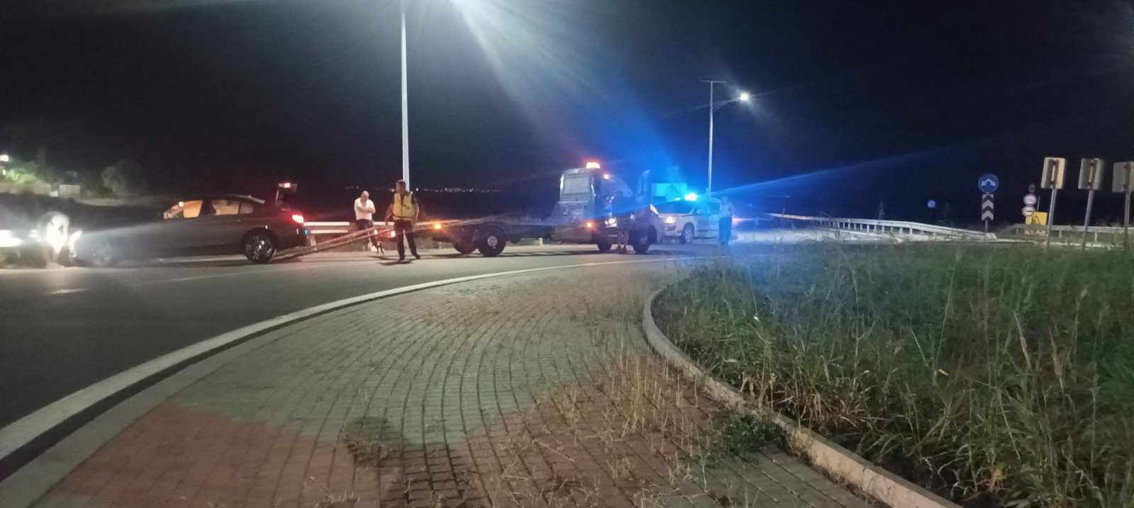 Зрелищно меле по тъмна доба край обхода на Поморие ВИДЕО