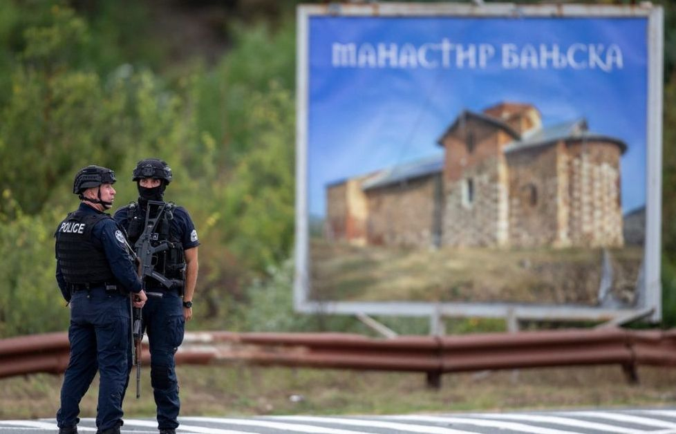 Горещи новини за обсадения манастир в Косово, ще се намеси ли НАТО? 