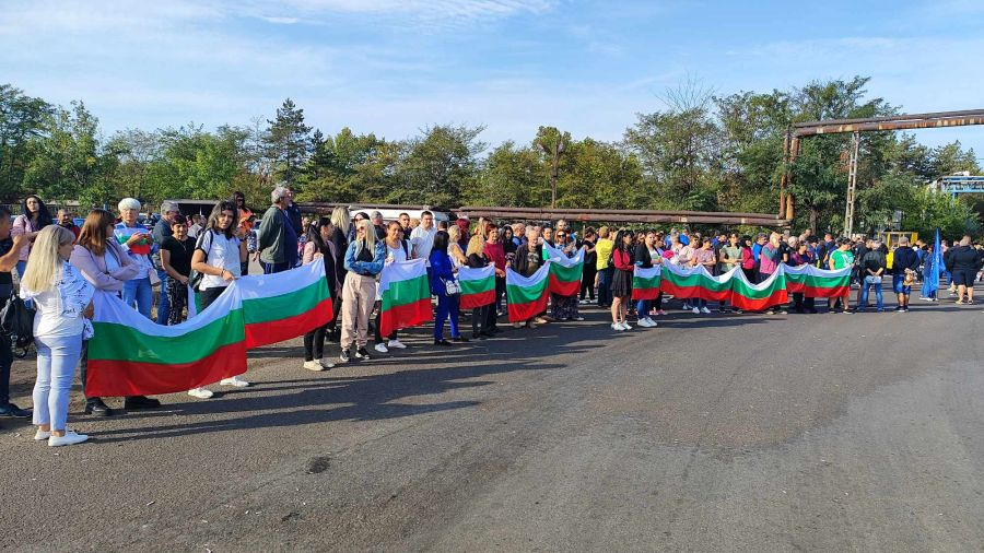 Синдикатите отрязаха Радев, ето какво направи после той ВИДЕО