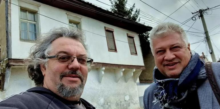 Пирамиди, фараони: Мъжът на годината Манол Пейков събрал милиони, а не може да ... 