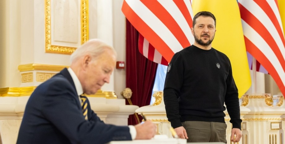 Ройтерс: Все по-малко американци искат САЩ да дават оръжия на Киев 