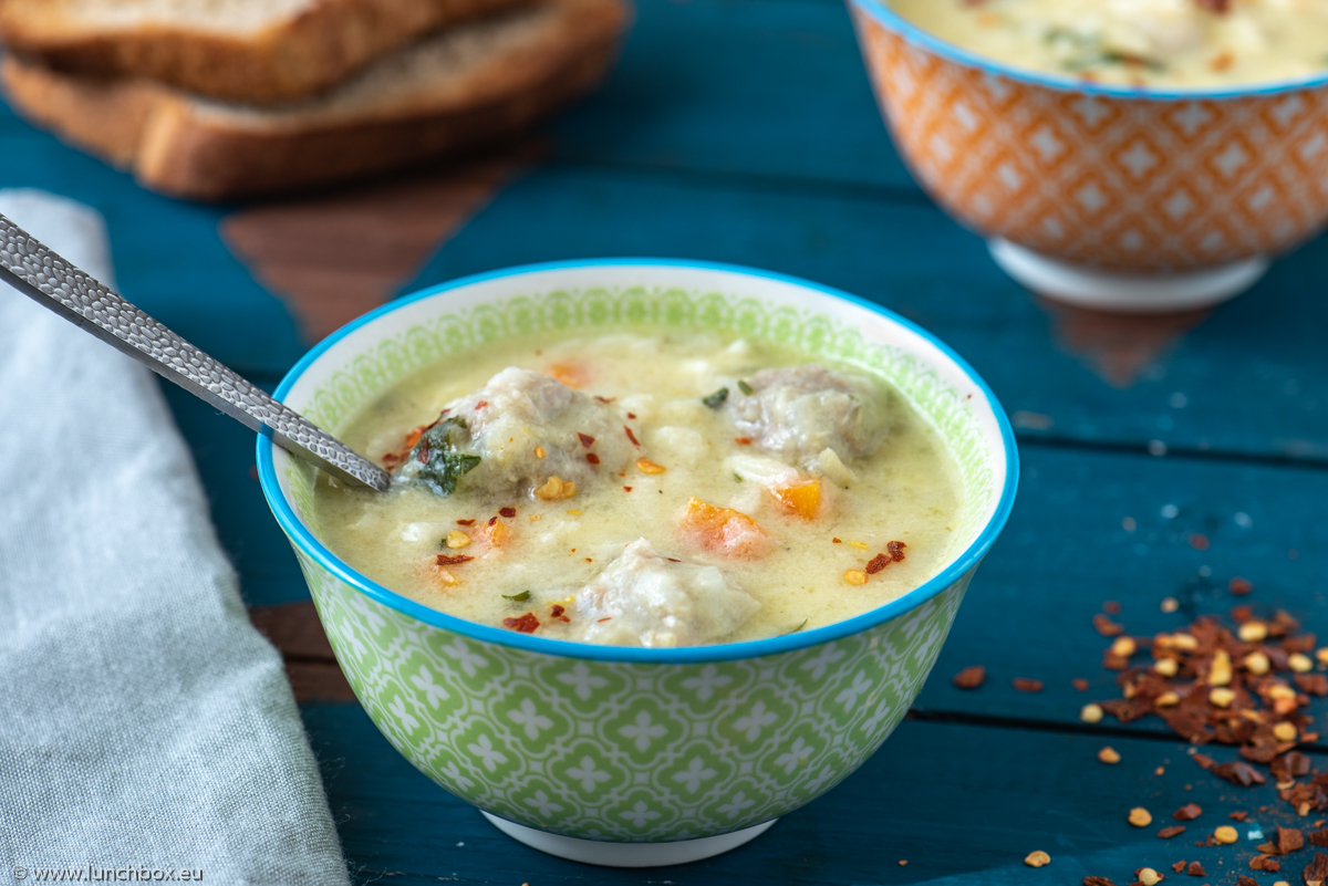 Няма наяждане: Тайната на вкусната супа топчета е в тази съставка