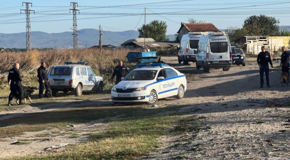 Нови разкрития за кървавата свада в Казанлък, наръганият полицай...