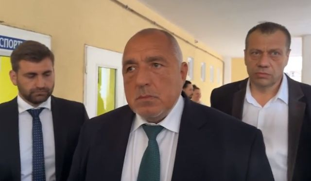 Борисов предупреди за неизбежна катастрофа, ще падне ли правителството заради Асен Василев