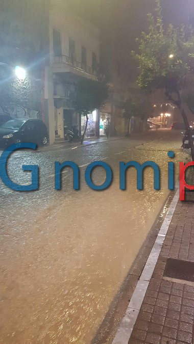Библейско бедствие отнесе гръцки курорт ВИДЕО
