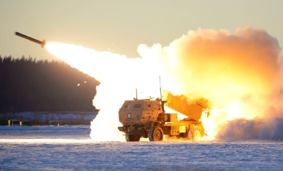 Руските сили се сдобиха с цял снаряд от РСЗО HIMARS благодарение на...