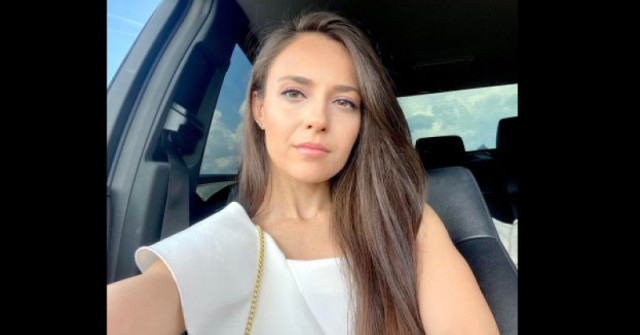 Новата водеща на bTV, детронирала Диана Любенова и Жени Марчева, се оказа...