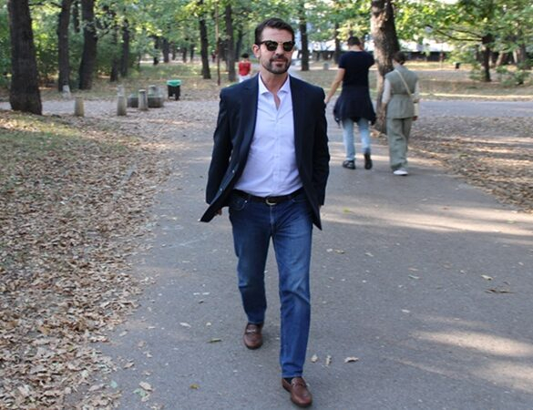 Атанас Минев: Диспенсъри с торбички и зони за разходки на кучета връщат чистотата в „Лозенец“