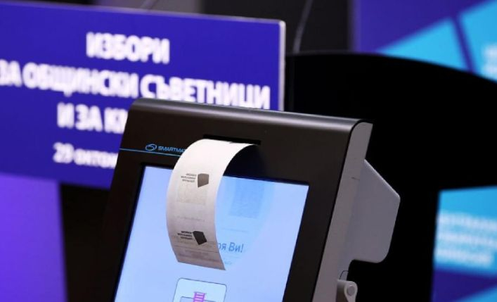 Къде са машините? Мъж беснее и отказа да гласува