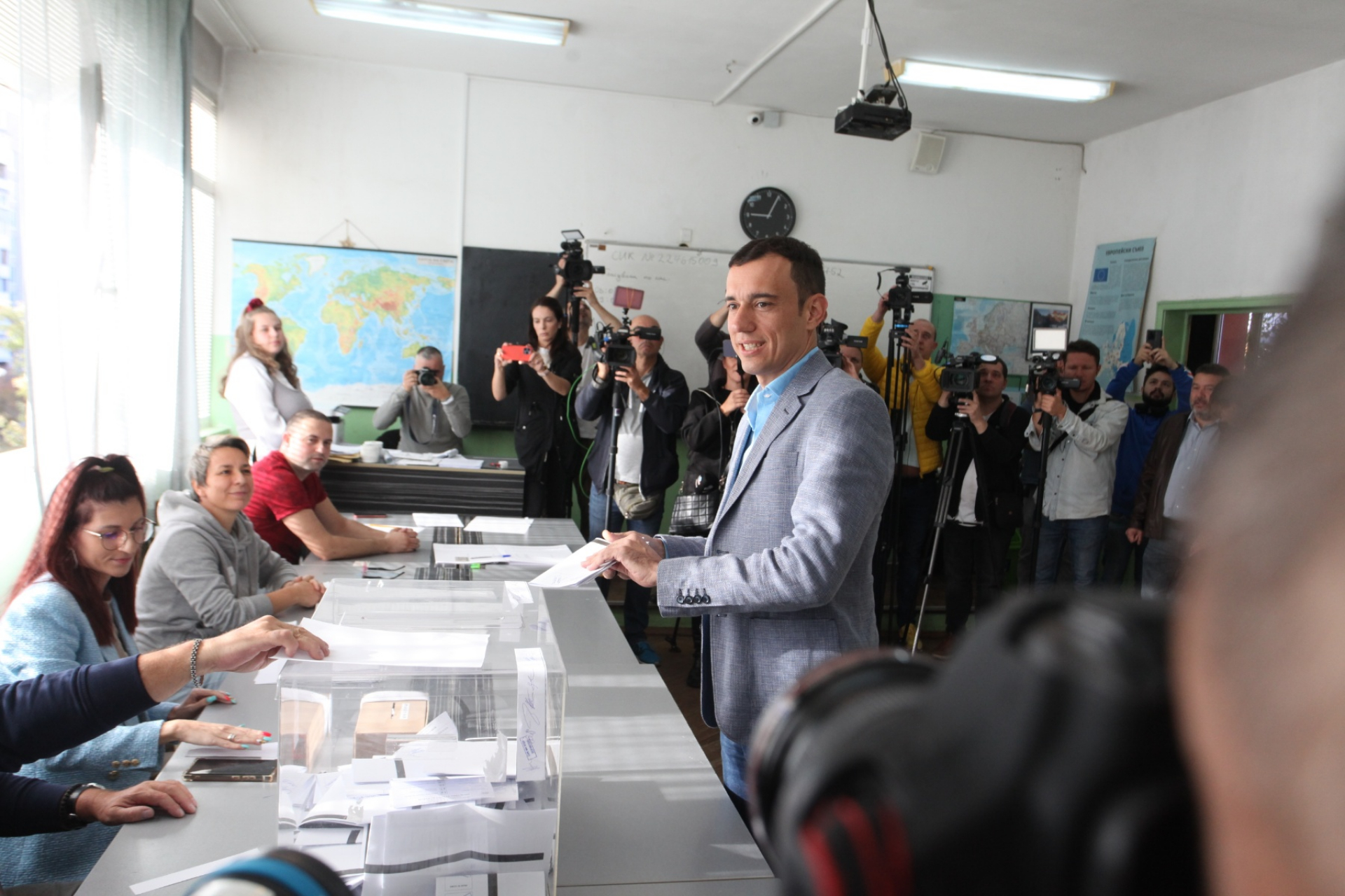 Васил Терзиев направи това, вместо дебат с Ваня Григорова ВИДЕО