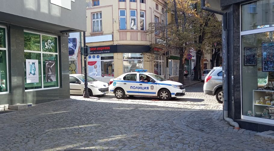 Главната на Пловдив почерня от народ, на Капана обаче такова чудо не помнят СНИМКИ 