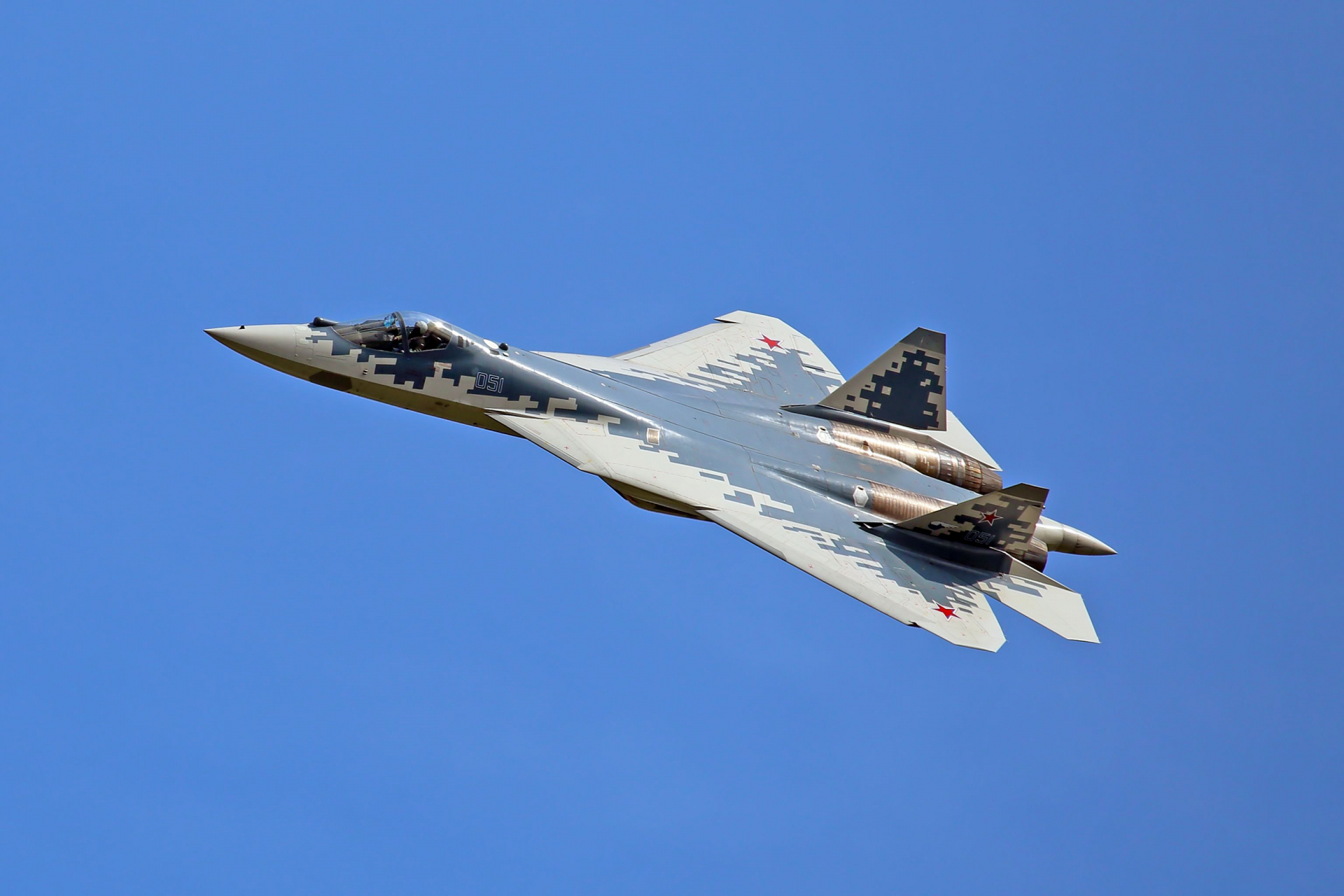 Руснаците са разработили нова крилата ракета за изтребителите Су-57