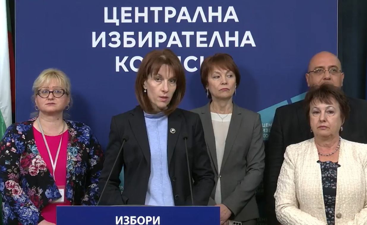 ЦИК заплете мистерията с гласуването на балотажа ВИДЕО