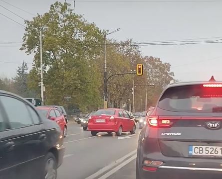 Шофьор от Пловдив дойде в София да покаже на всички как се кара СНИМКИ