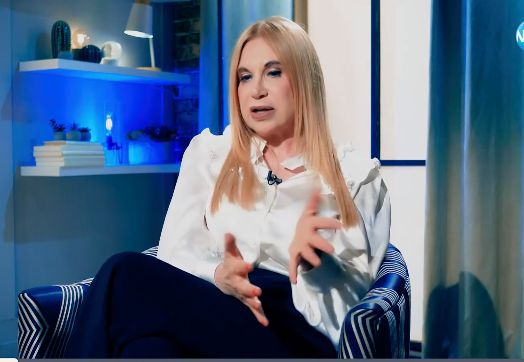 Италианец свалил в ефир гащите си заради Гадателката на Берлускони, а лейди Ди я питала за... ВИДЕО