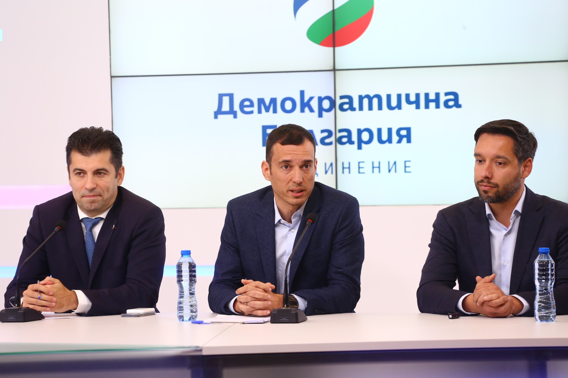 Терзиев с първи стъпки като кмет на София, изненада с признание на ПП