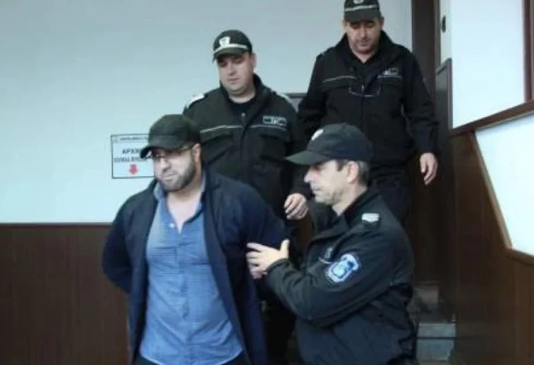 В багажника на колата на Чешкия откриха отрязана глава, после отвлече и изнасили пловдивчанка, а сега... 