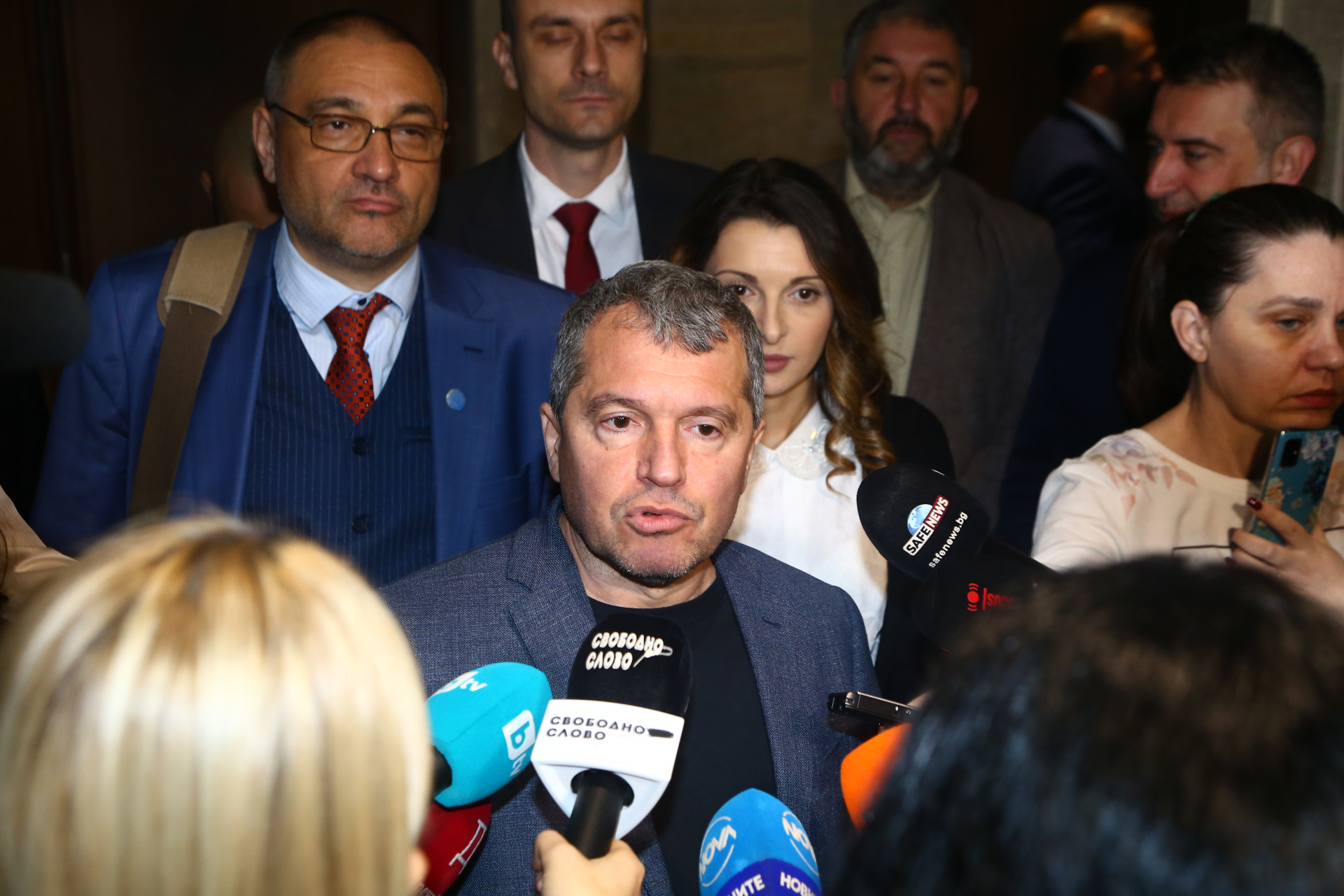 Тошко Йорданов разобличи лъжа на Денков за мигрантите, които ще ни връщат. Много са!