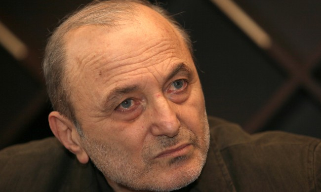 Д-р Николай Михайлов: Борисов е в тиха паника, Доган се завръща като визионер, а Денков...