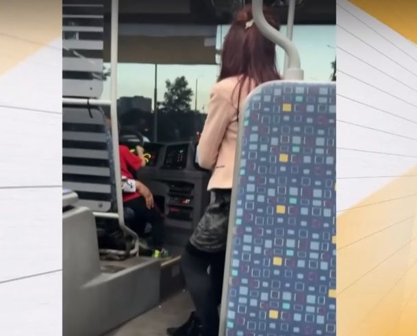 Става все по-страшно! Дете пак седна зад волана, но този път... ВИДЕО