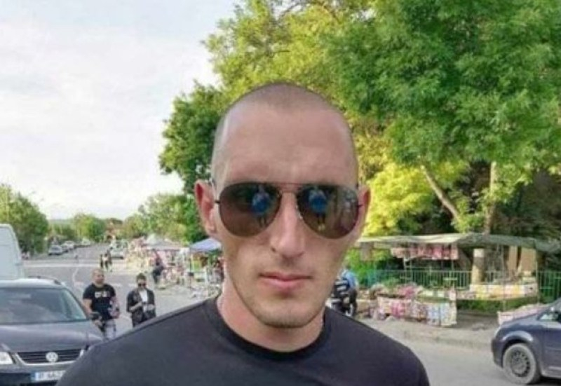 Виждали ли сте Стоян от Варна, търсят го под дърво и камък 