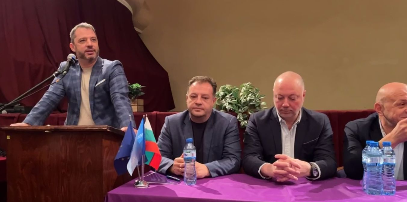 Делян Добрев хвърли бомба и издаде какво ще става у нас след март ВИДЕО