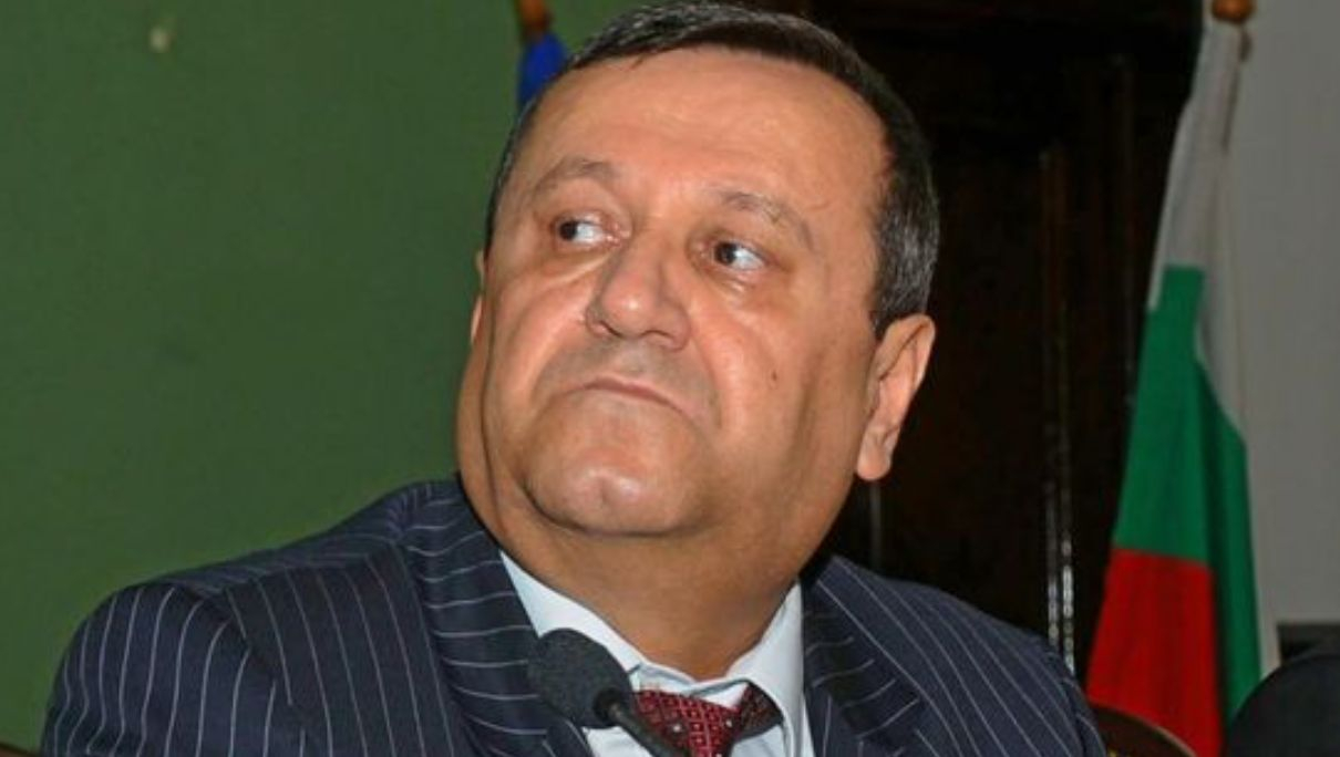 Хасан Адемов размаха пръст на Асен Василев, предупреди за огромен проблем 
