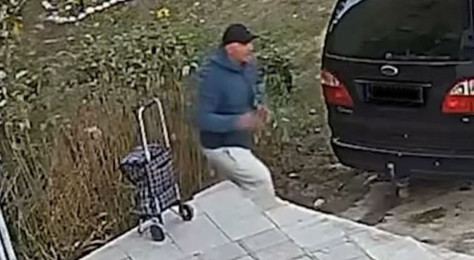 Познавате ли този боклук? Стори нещо много гнусно на старица в София ВИДЕО 