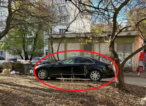 Мрежата се разцепи заради този лъскав "Мерцедес", паркирал в столичния квартал "Света Тройца", ето защо СНИМКИ