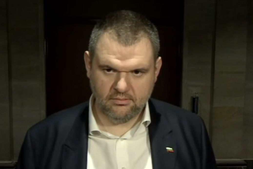 Пеевски: Заставам твърдо зад МВР