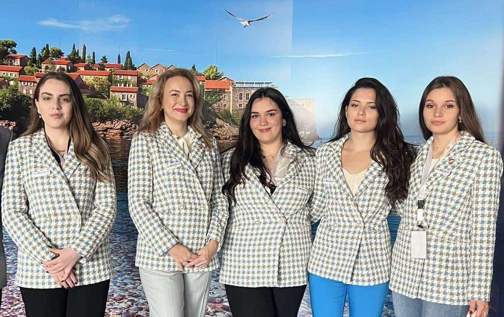 Пеевски към европейските шампионки по шахмат: Гордея се с вас!