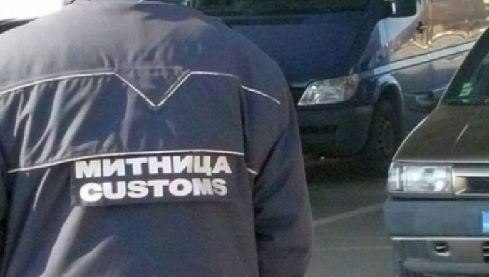 Митничари от "Капитан Андреево" с удар за стотици хиляди 
