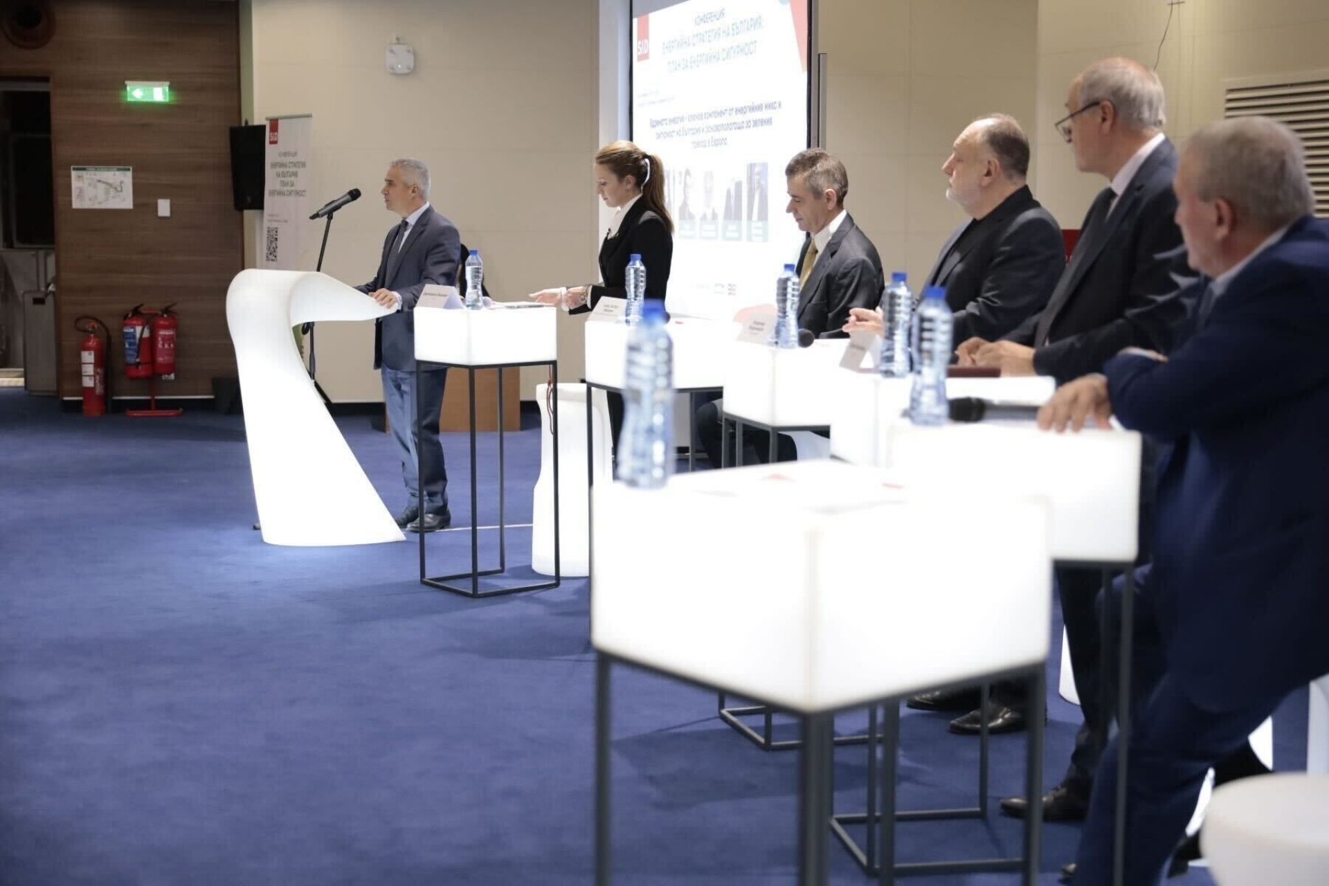 Цветелина Пенкова: Достъпни цени за потребителите и по- чисти производства – това трябва да енергийният план на България 