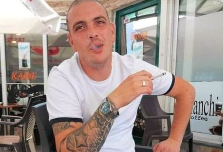 Виждали ли сте този мъж, търсят го под дърво и камък СНИМКИ 
