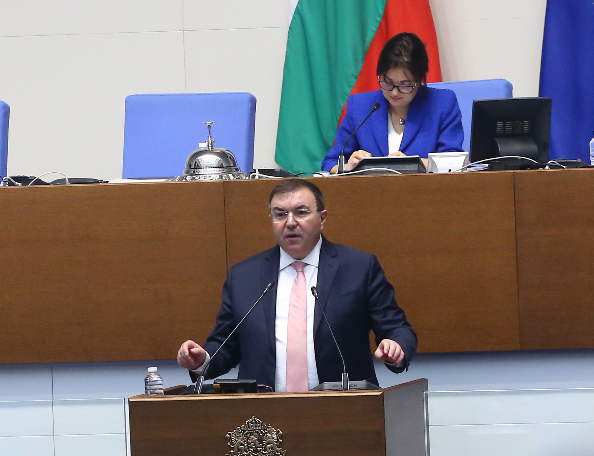 Проф. Костадин Ангелов избесня след рокадата в "Пирогов", видя...