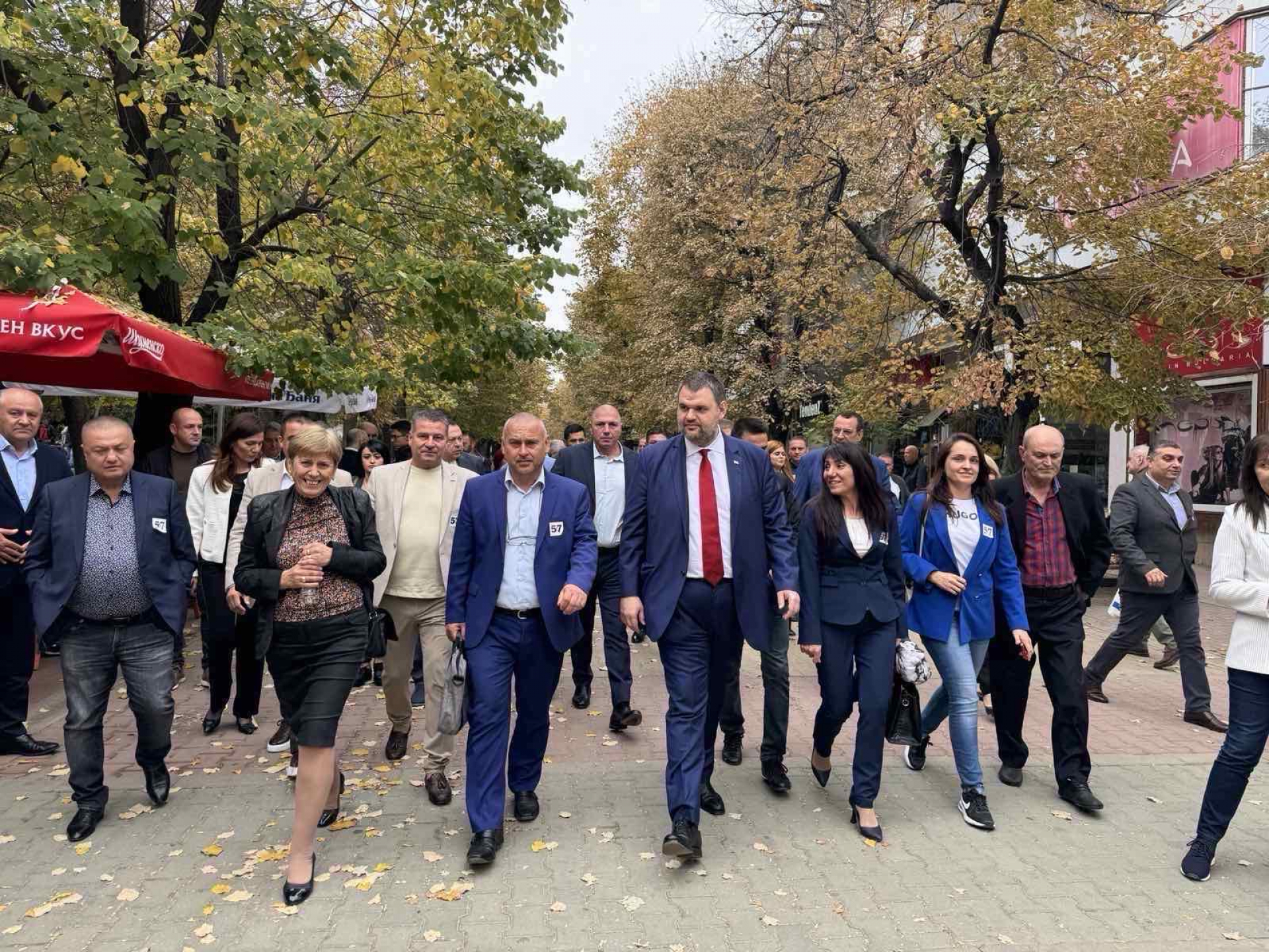 Делян Пеевски, председател на ПГ на ДПС за хората, доверието и рейтингите