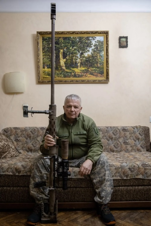 Украински снайперист застреля руски военен и постави нов световен рекорд СНИМКИ