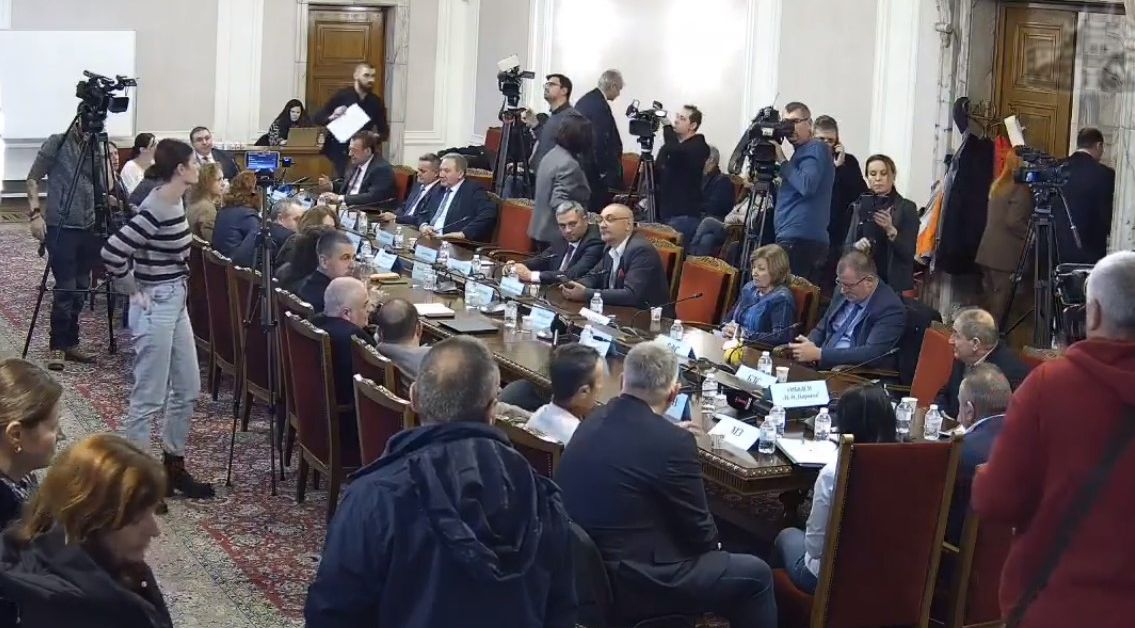 Разкриха истината за атаката по „Пирогов“, ето кой клан я атакува