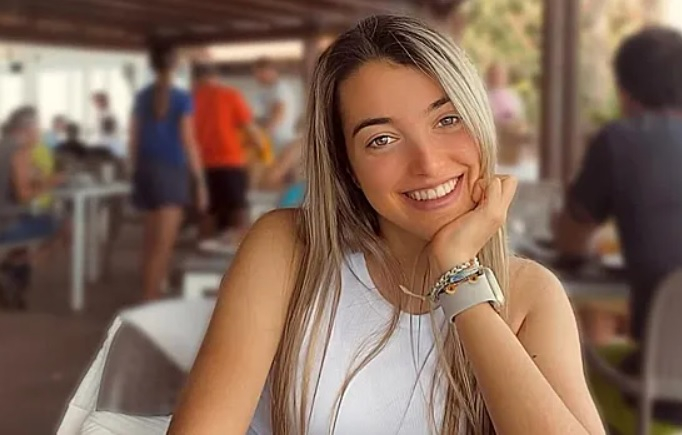 Няма да повярвате от какво щеше да умре тази красавица, секунди я деляха от смъртта СНИМКИ