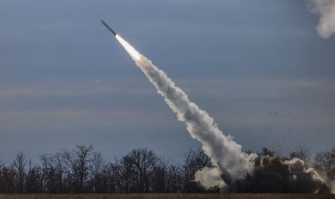 Сирени вият в Украйна, дронове удариха Одеска област 