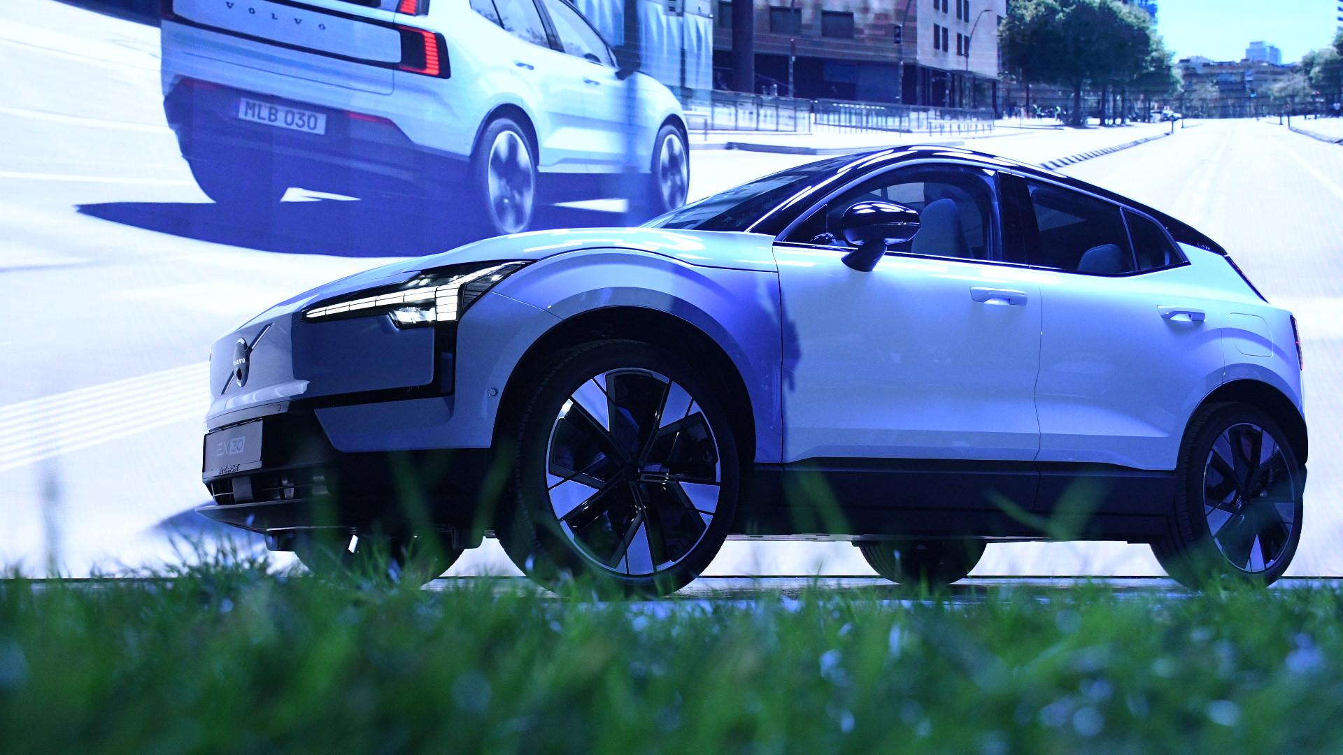 Новото напълно електрическо Volvo EX30 пристигна в България
