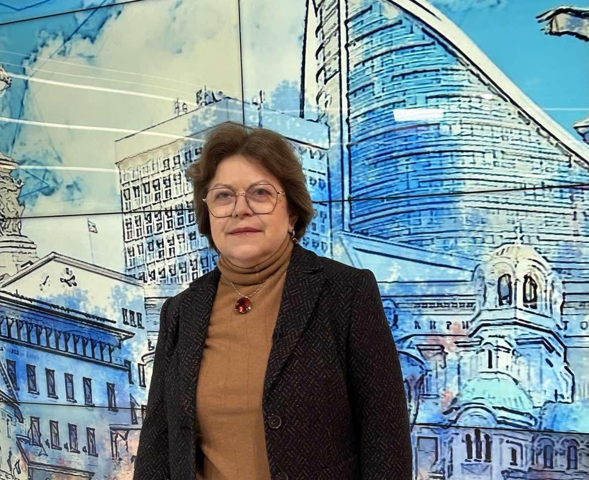 Татяна Дончева и наръчникът на лъжата