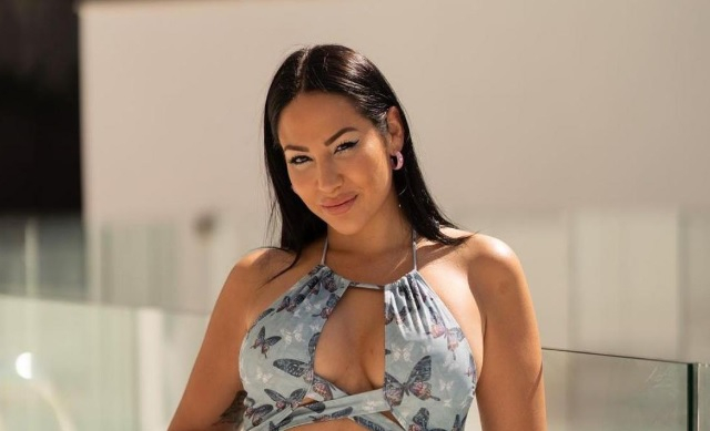 Гореща моделка забременя и се случи нещо неочаквано СНИМКИ 18+
