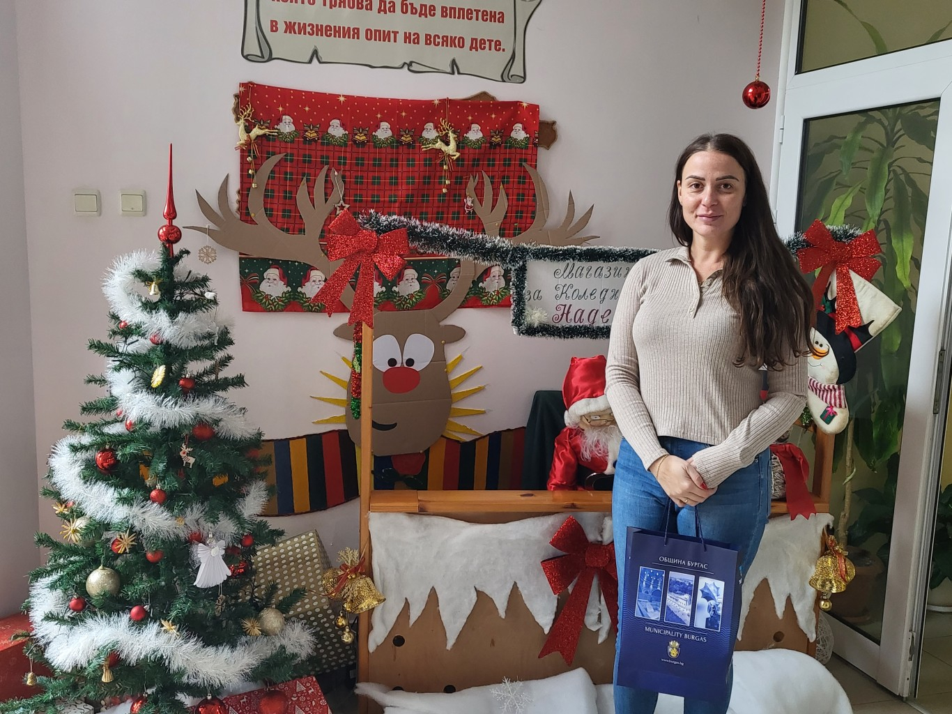 Цяла България говори за коледните украси на бургазлии