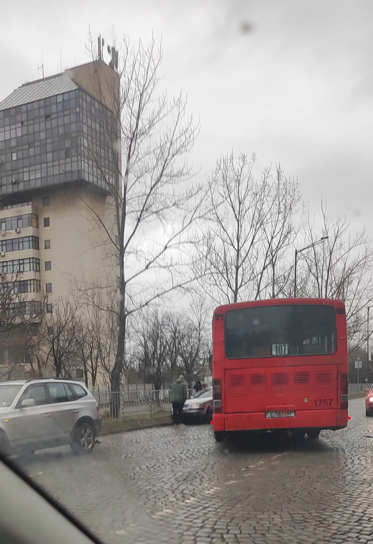 В пуста София: Адско меле с ранени СНИМКИ