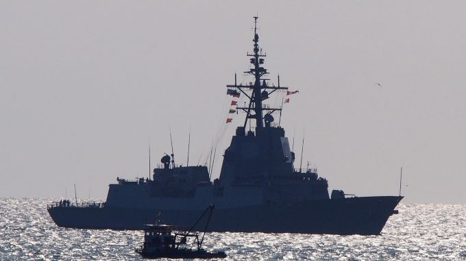Екшън с US ескадрен миноносец в Червено море