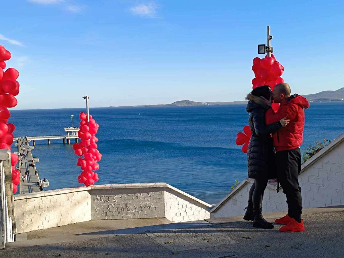 Мария от Правец посрещна Коледа в Бургас и ето какво я сполетя ВИДЕО 