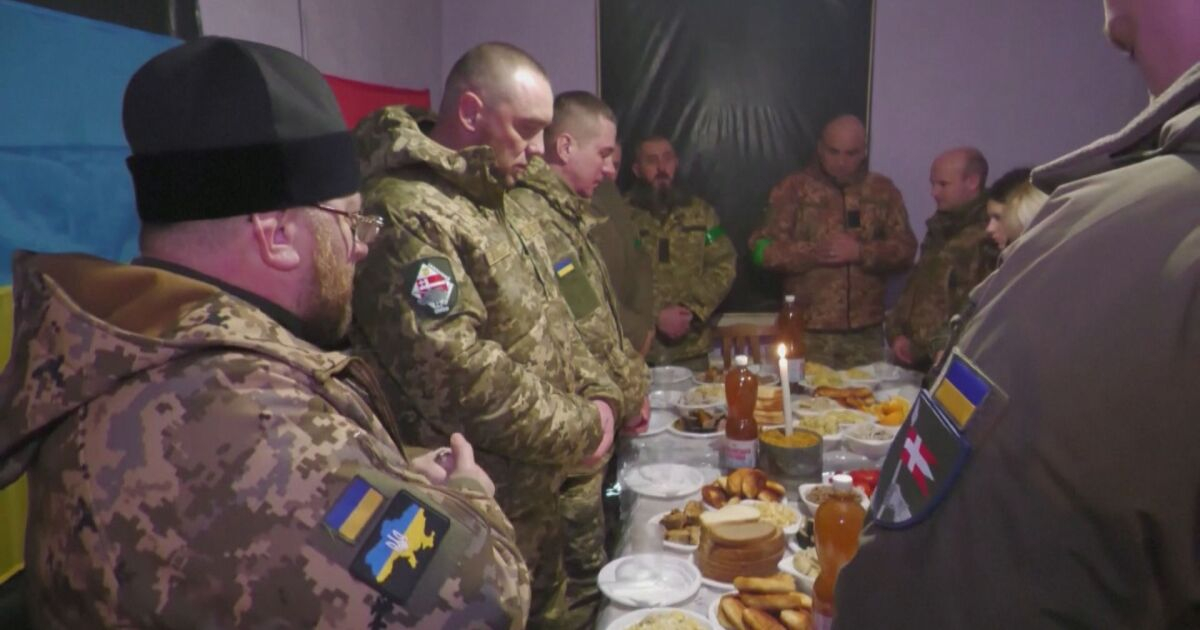 Празник по време на война: Ето как посрещат Коледа и Ханука в Украйна и Израел