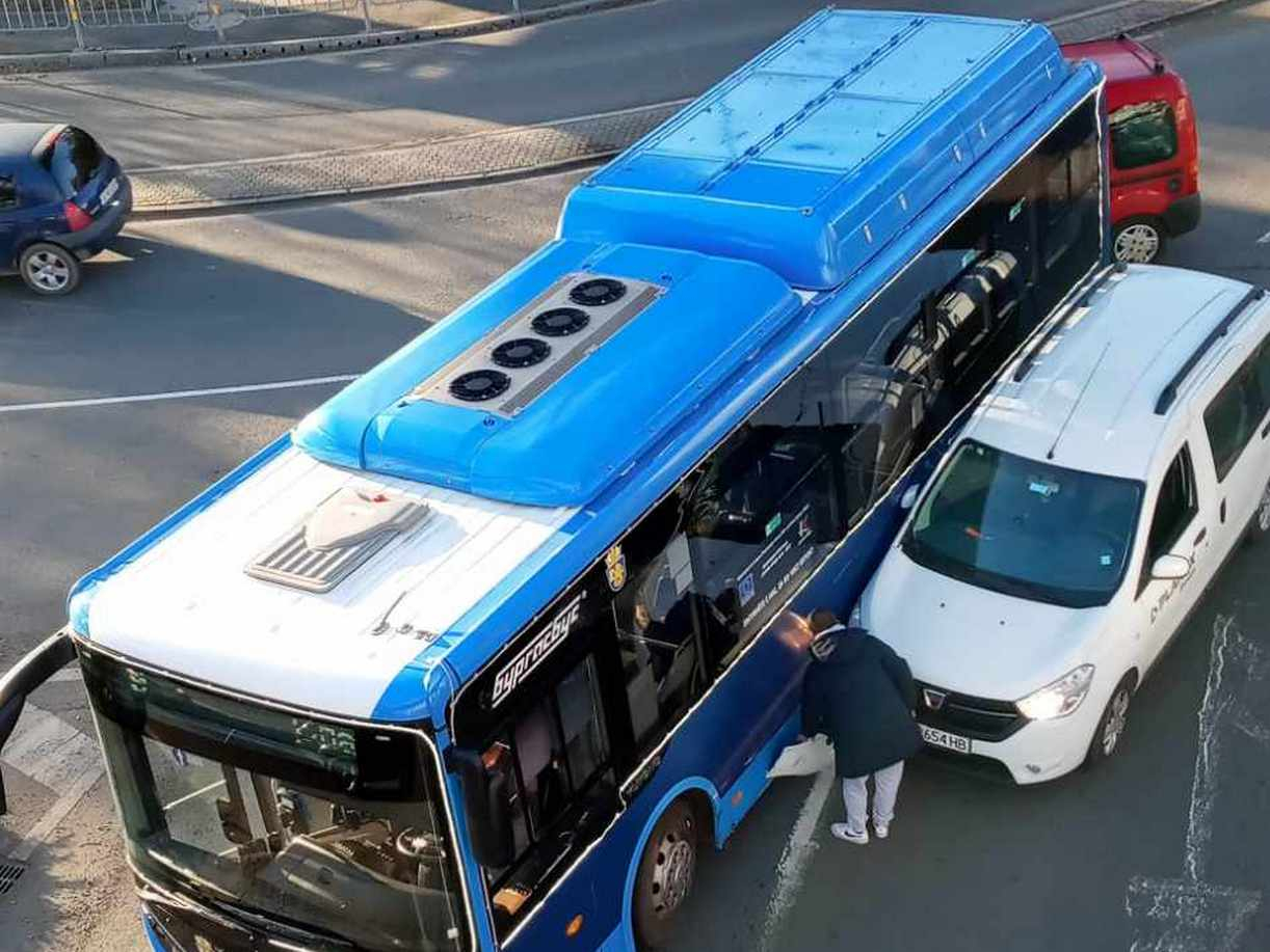 Кошмар на възлово кръстовище в Бургас СНИМКИ 